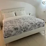Petite * 那不勒斯